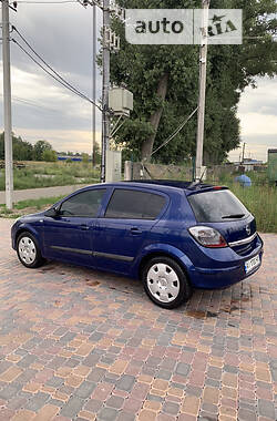 Opel Astra  2004