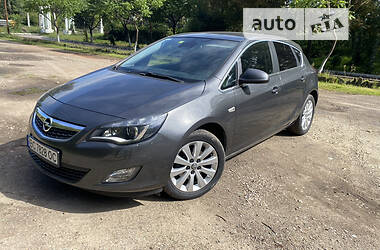 Opel Astra Cosmo 2010