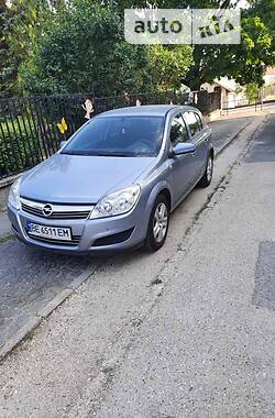 Opel Astra  2008