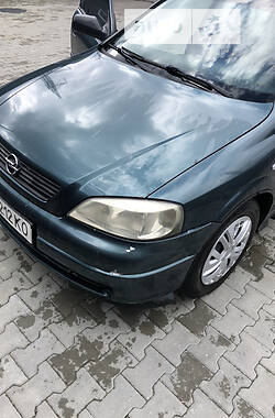 Opel Astra  2004