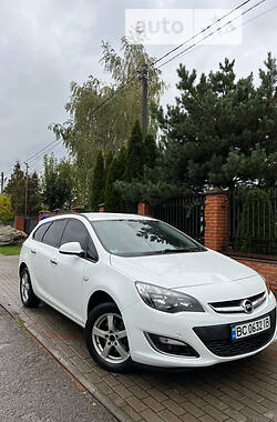 Opel Astra  2012