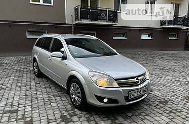 Opel Astra  2008