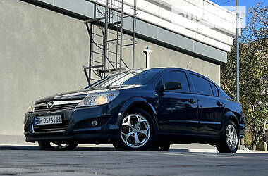 Opel Astra  2008