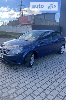 Opel Astra  2004