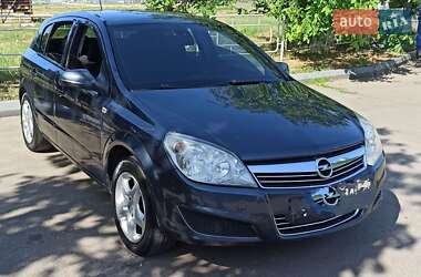 Opel Astra  2008