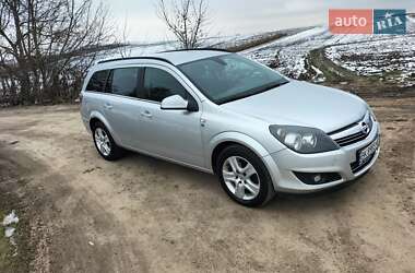 Opel Astra 2010