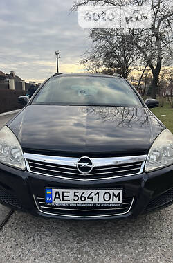 Opel Astra  2008