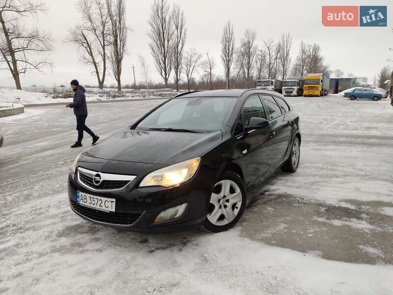 Opel Astra 2011 року в Вінниці