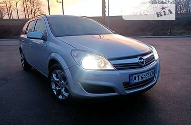 Opel Astra  2008