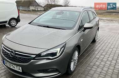 Opel Astra  2016