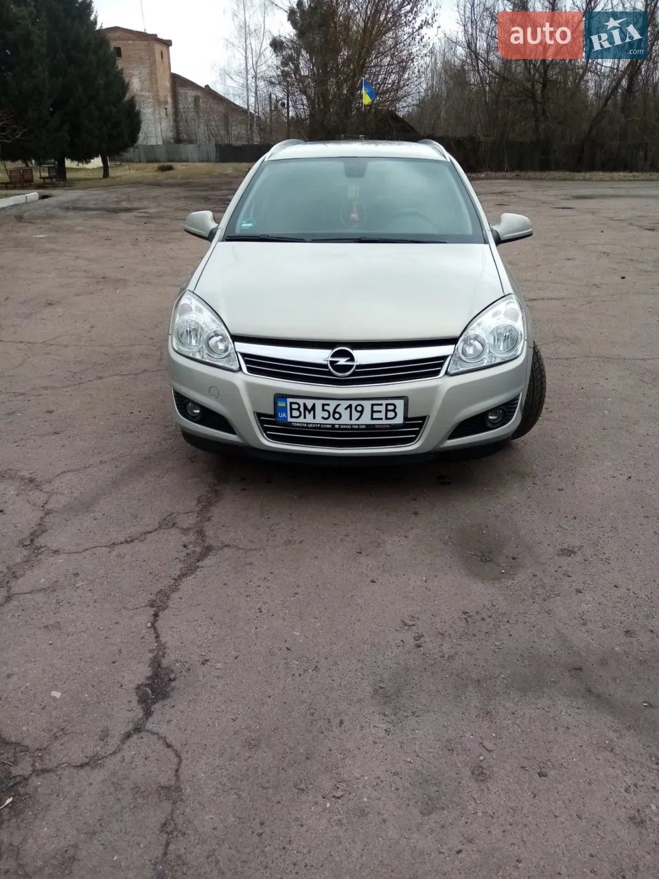 2010 Opel Astra - фото 1