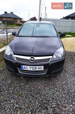 Opel Astra 2010