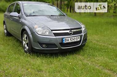 Opel Astra  2005