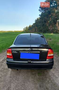 Opel Astra  2006