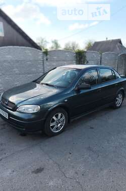 Opel Astra  2004