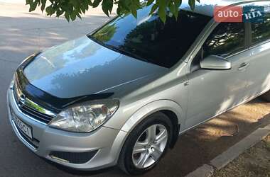 Opel Astra  2009