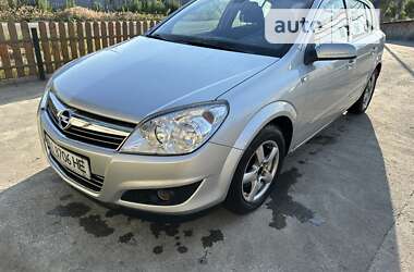 Opel Astra  2007