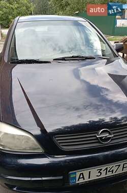 Opel Astra  2003