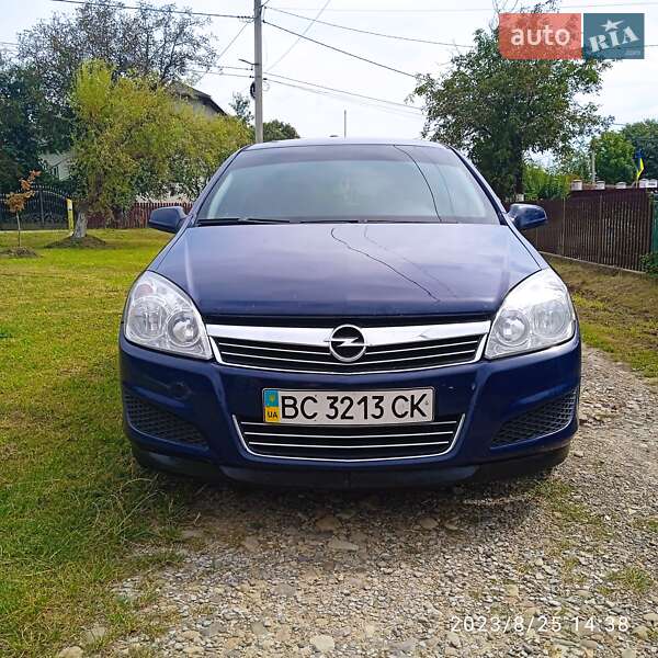 Opel Astra 2008