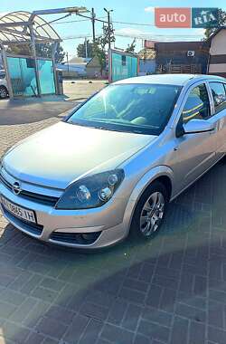 Opel Astra  2005