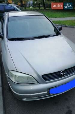 Opel Astra  2006