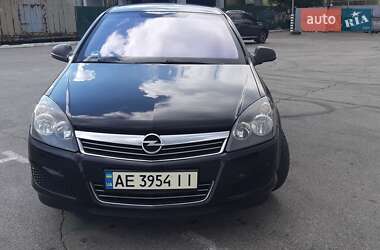 Opel Astra  2009