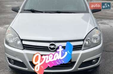 Opel Astra  2004