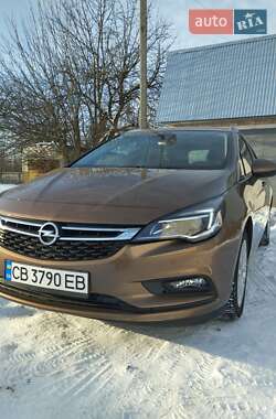 Opel Astra  2016