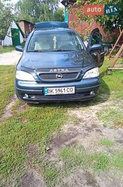 Opel Astra  2005