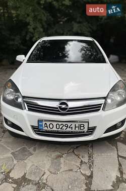 Opel Astra  2009