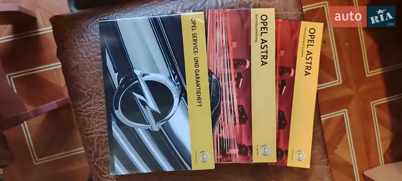 Универсал Opel Astra 2012 в Киеве документ