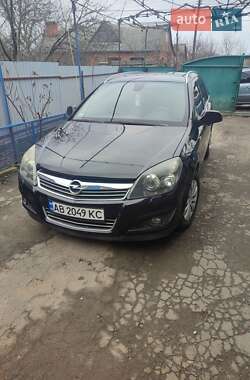Opel Astra  2009