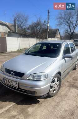 Opel Astra  2000