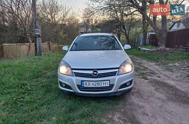 Opel Astra 2010