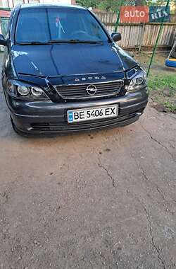 Opel Astra  2002