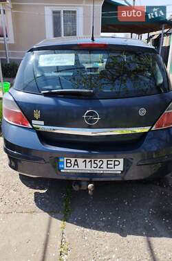Opel Astra  2009
