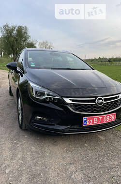 Opel Astra  2018