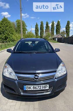 Opel Astra  2008