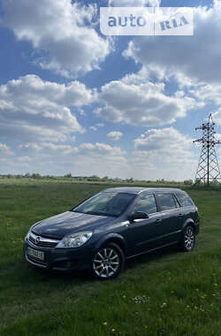 Opel Astra  2008