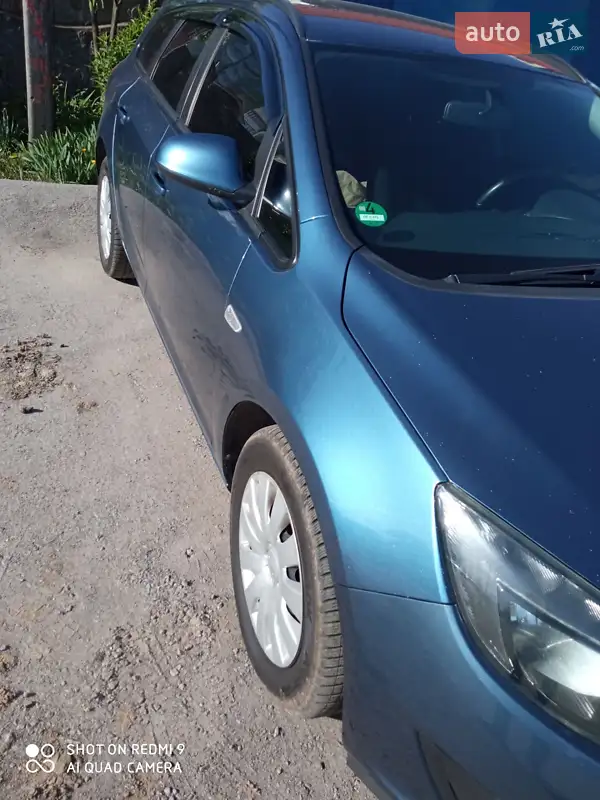 Opel Astra