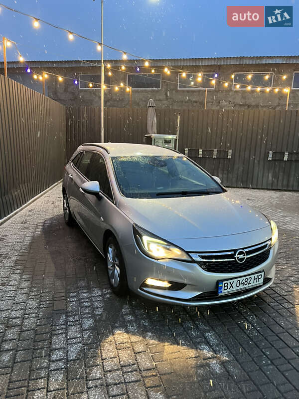 Универсал Opel Astra 2018 в Каменец-Подольском
