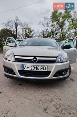 Opel Astra  2007