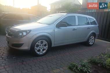 Opel Astra 2010