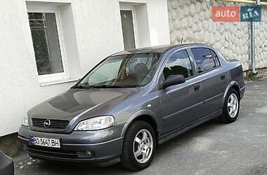 Opel Astra  2005