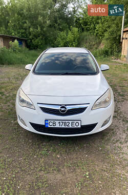 Opel Astra 2012