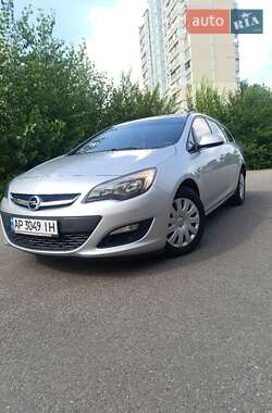 Opel Astra  2013