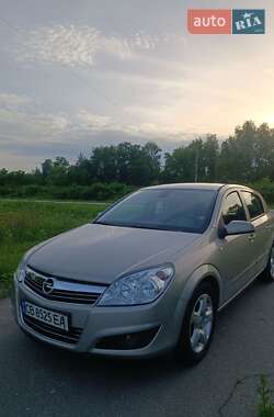 Opel Astra  2007