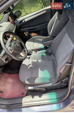 Opel Astra  2007
