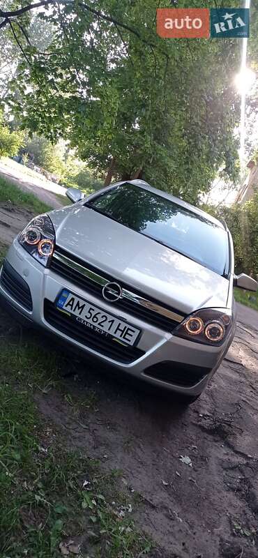 Универсал Opel Astra