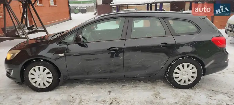 Opel Astra 2012